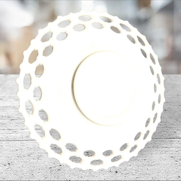 Set 2 White Milk Glass Doric Open Lace Edge Plate Platter Milkglass 11" Footed - Picture 8 of 16